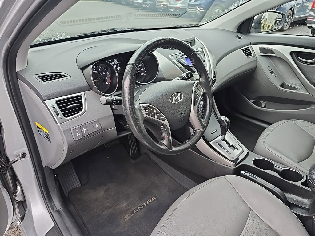 Used 2013 Hyundai Elantra Limited image 10