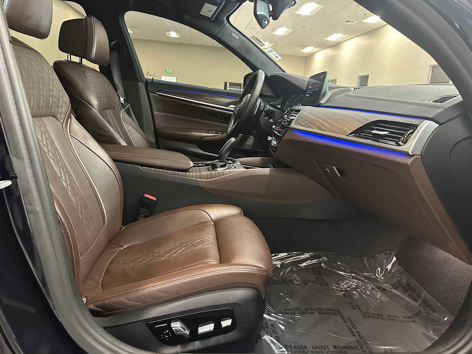 Used 2017 BMW 540i xDrive AWD/4WD image 28