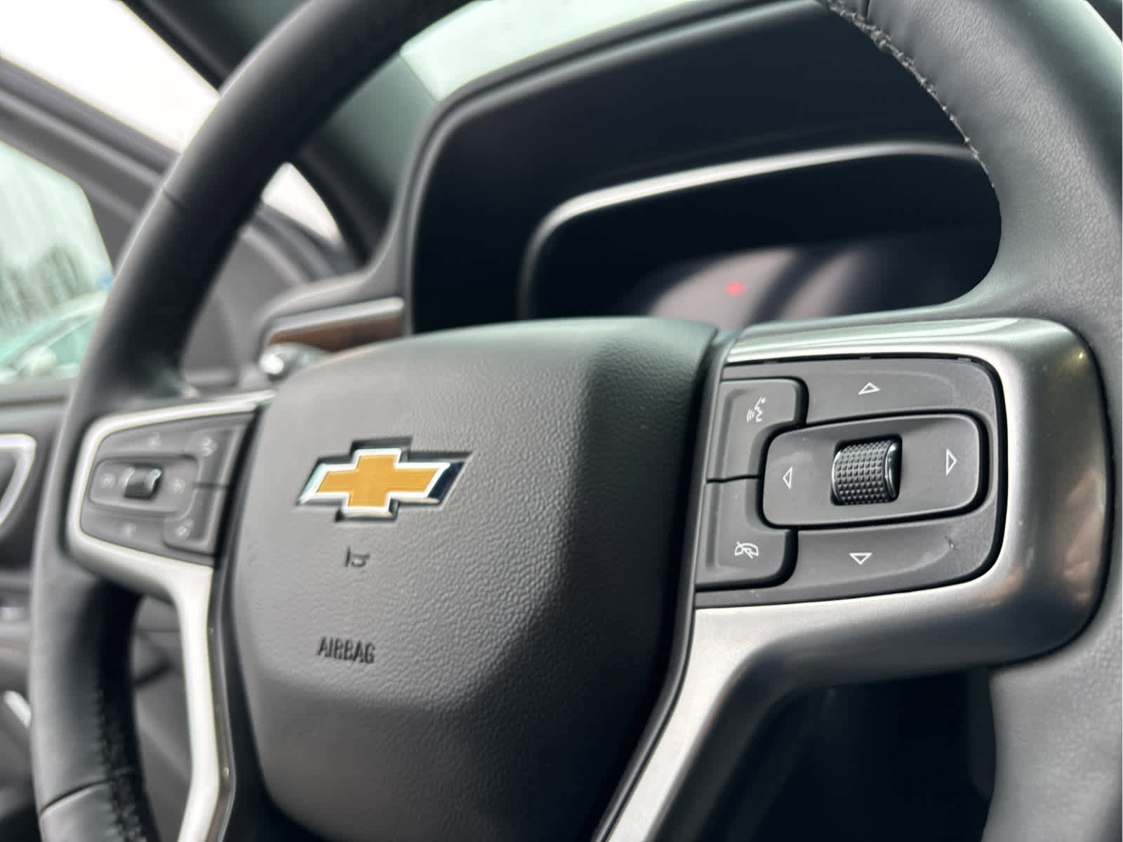 Certified 2023 Chevrolet Suburban Premier image 13