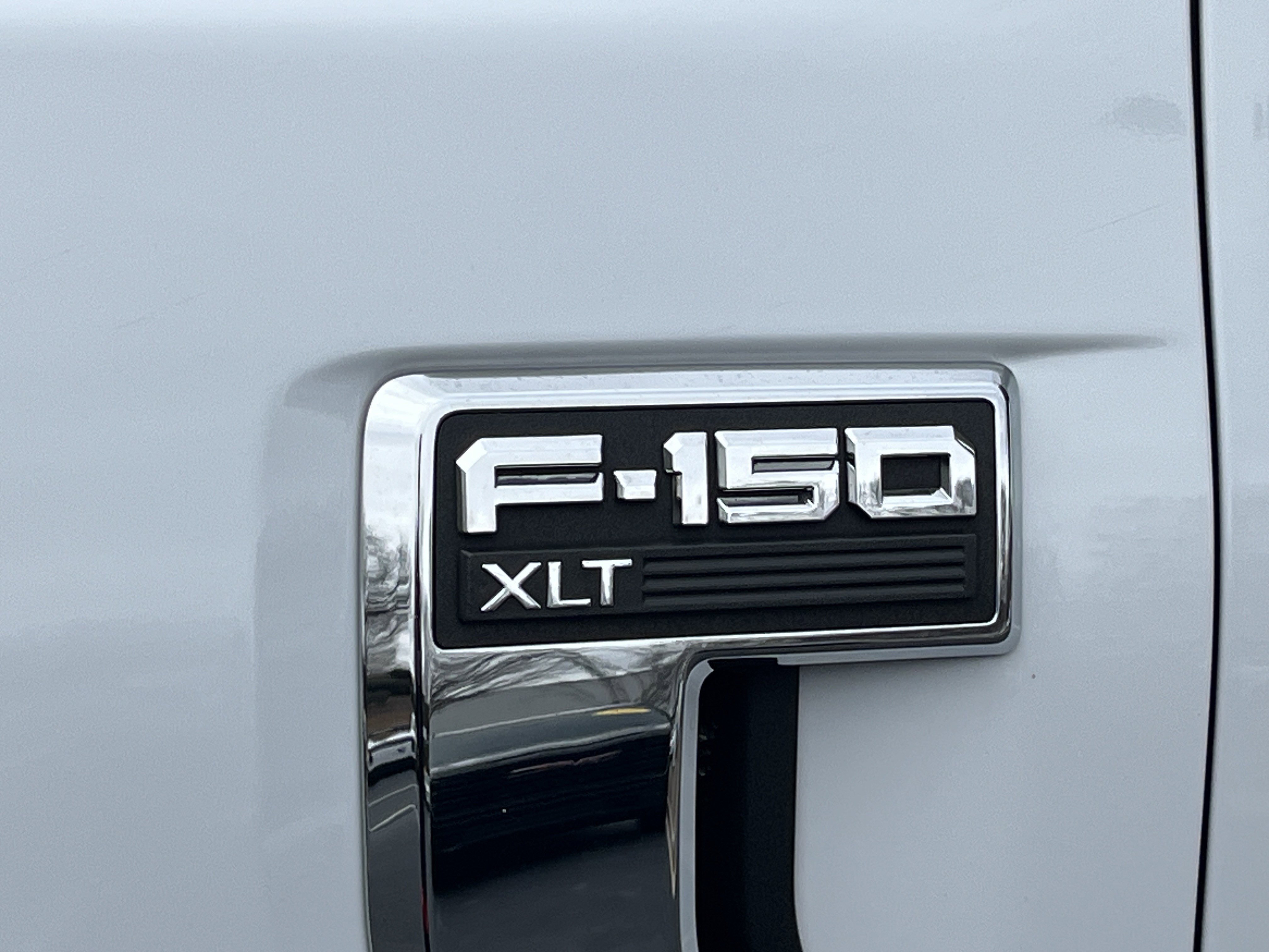 Used 2024 Ford F150 XLT w/ Mobile Office Package image 33