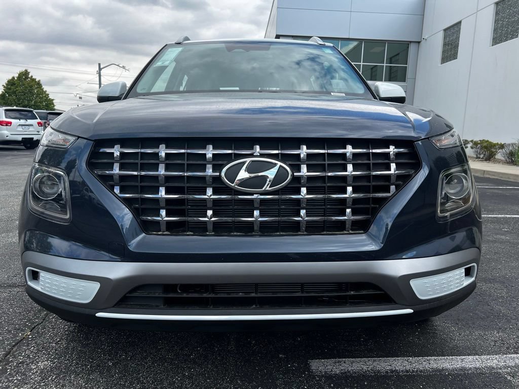 New 2026 Hyundai Venue SEL FWD image 16