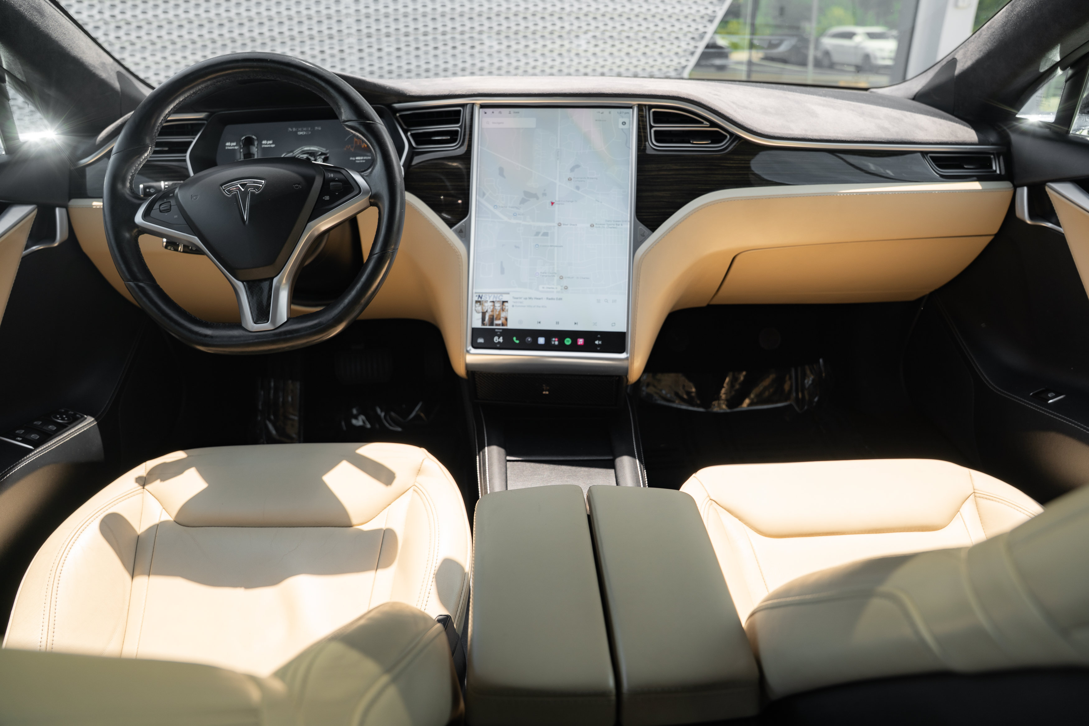 Used 2015 Tesla Model S 90D AWD/4WD image 8