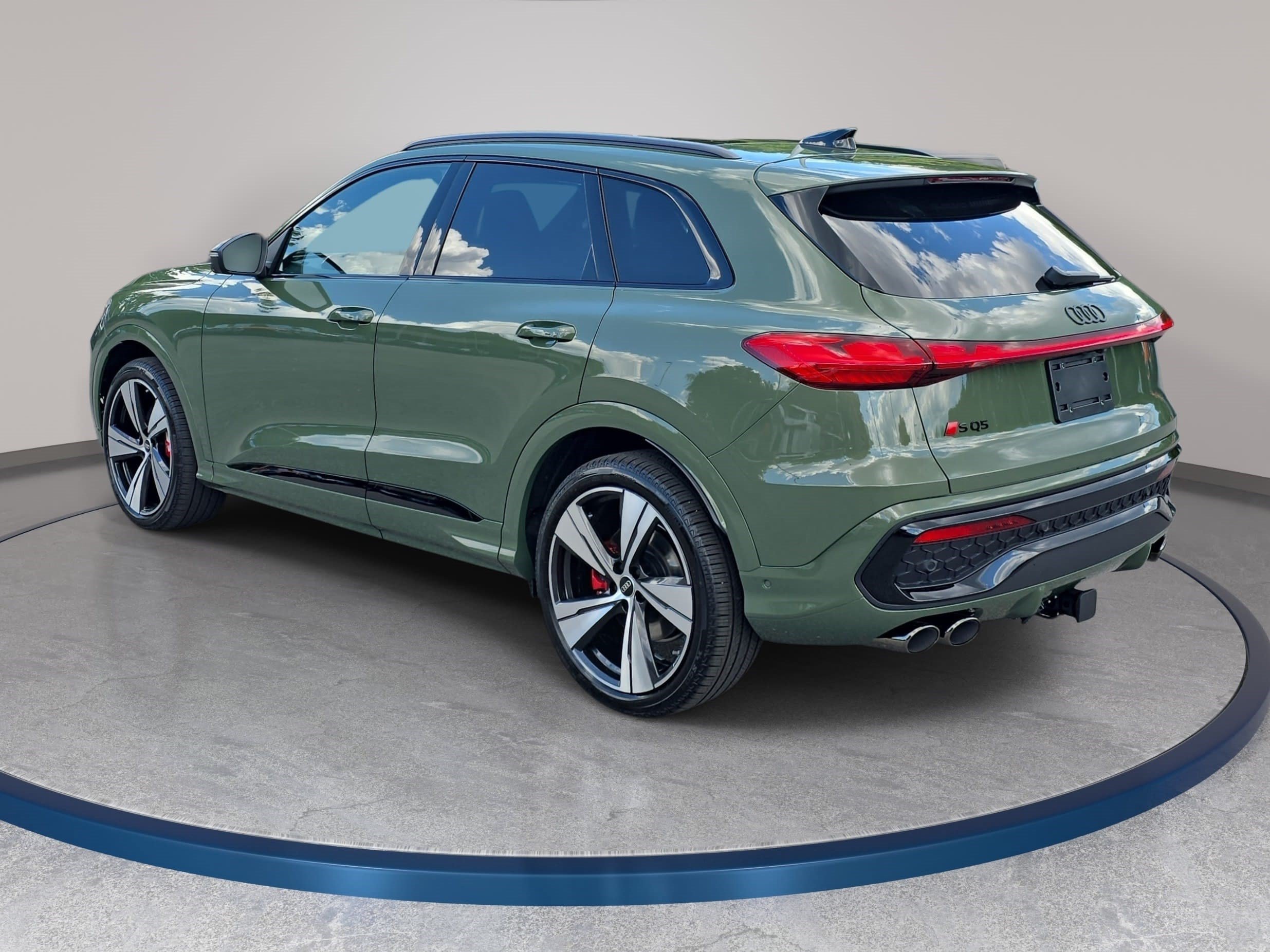 New 2026 Audi SQ5 Prestige AWD/4WD image 7