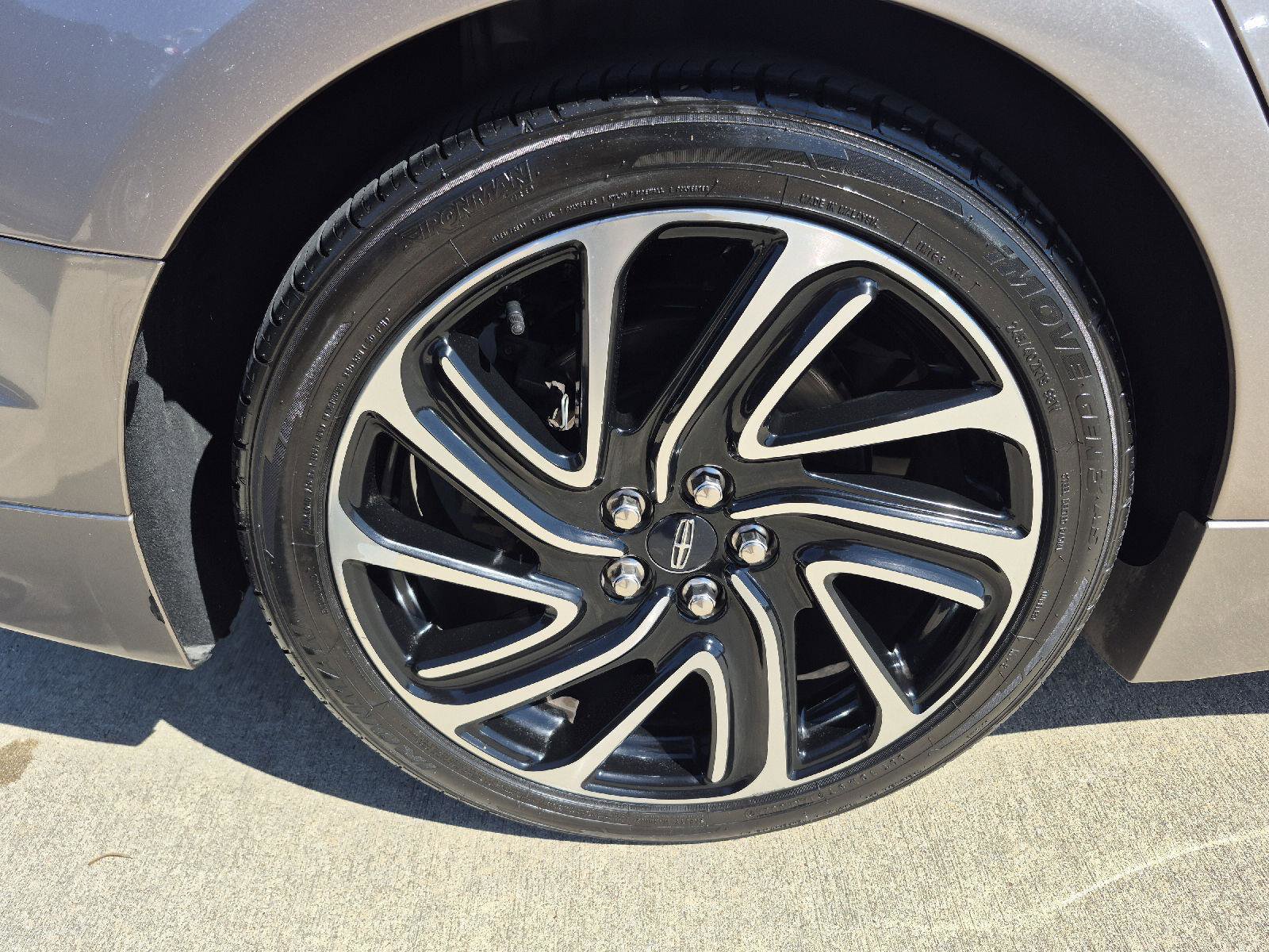 Used 2020 Lincoln MKZ Reserve w/ Elements Package image 27