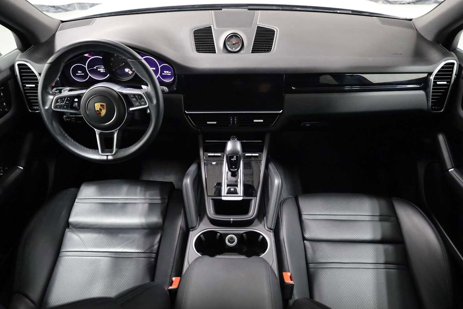 Used 2022 Porsche Cayenne image 26