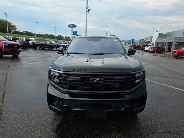 New 2025 Ford Expedition Max Platinum image 2