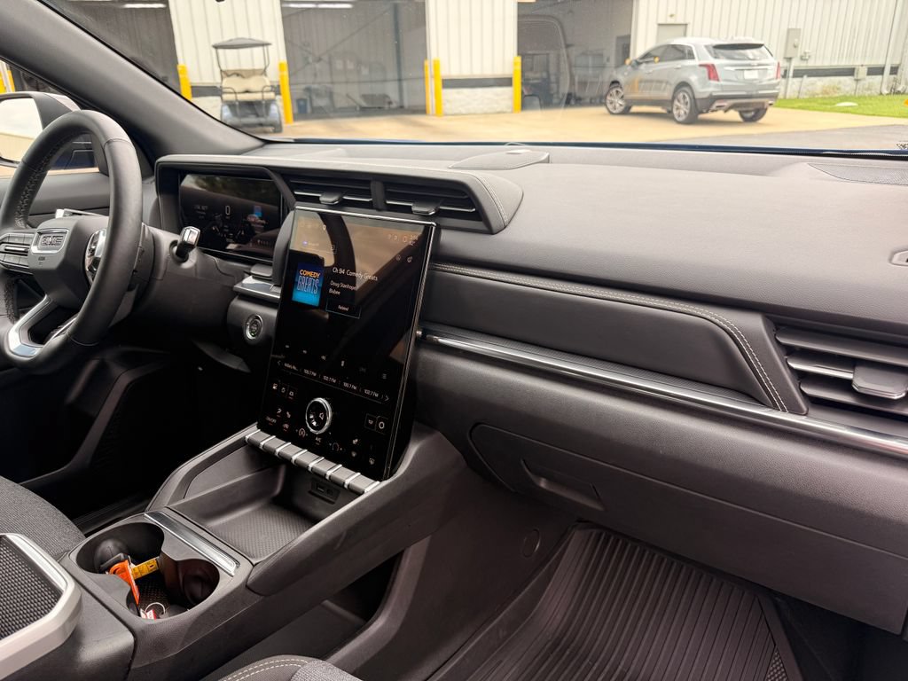 Certified 2026 GMC Terrain Elevation w/ LPO, Floor Liner Package FWD image 17