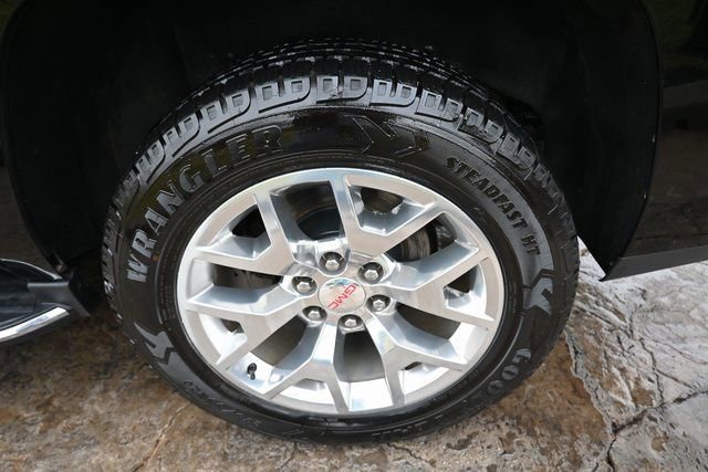 Used 2019 GMC Yukon SLT w/ Open Road Package image 13