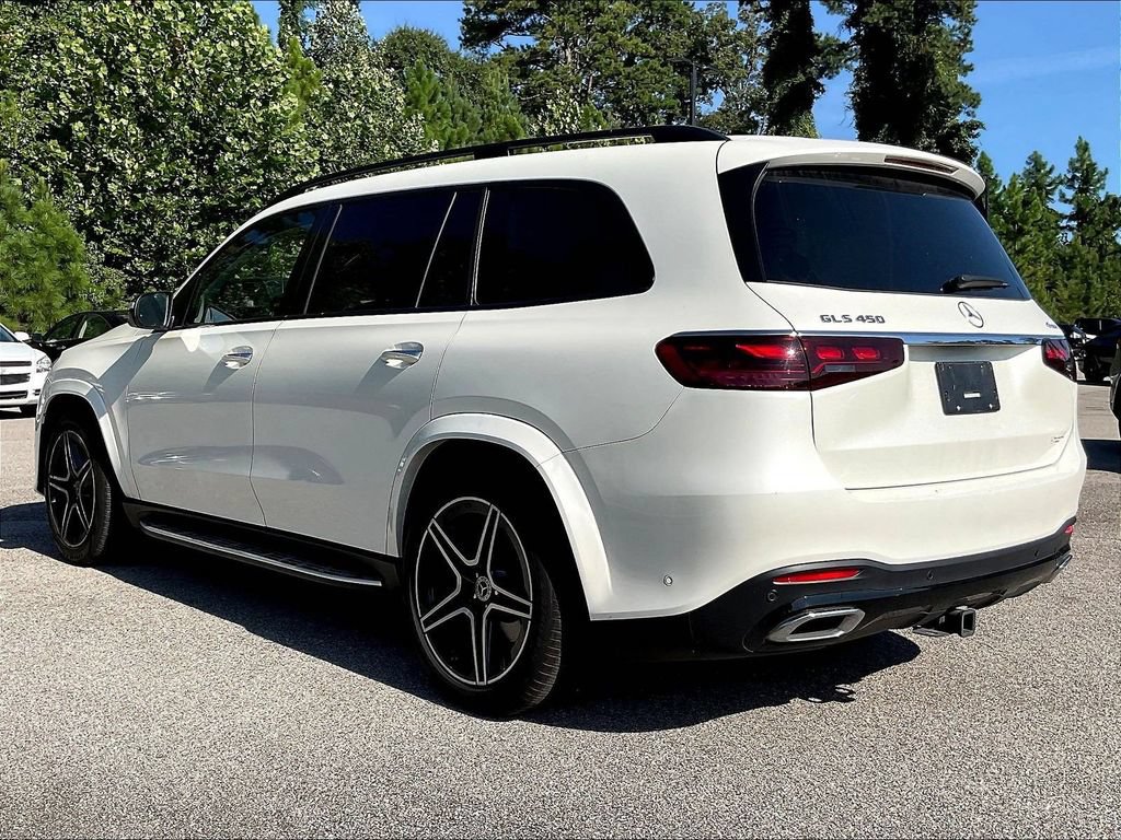 Used 2024 Mercedes-Benz GLS 450 4MATIC image 3