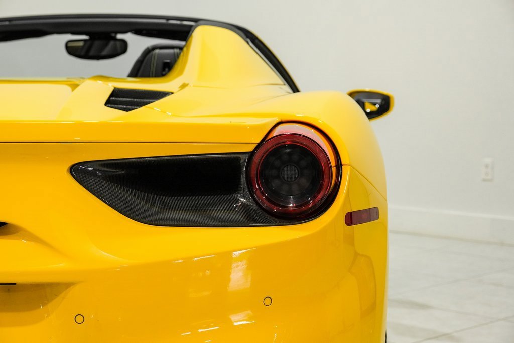 Used 2017 Ferrari 488 Spider image 42