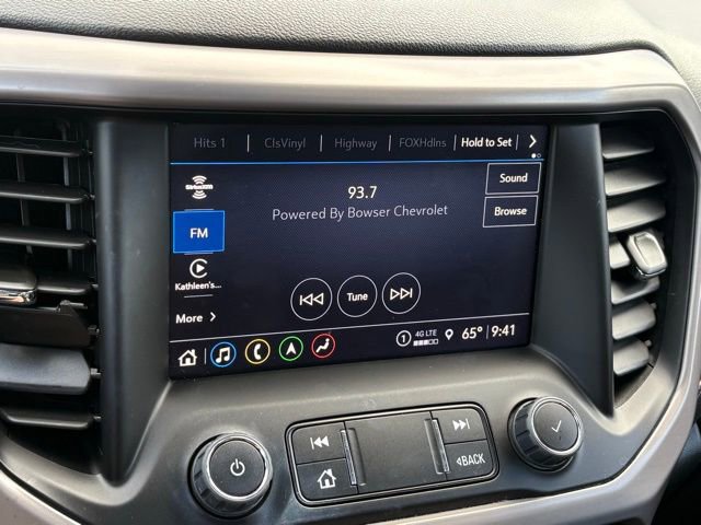 Used 2023 GMC Acadia AT4 w/ Technology Package image 18