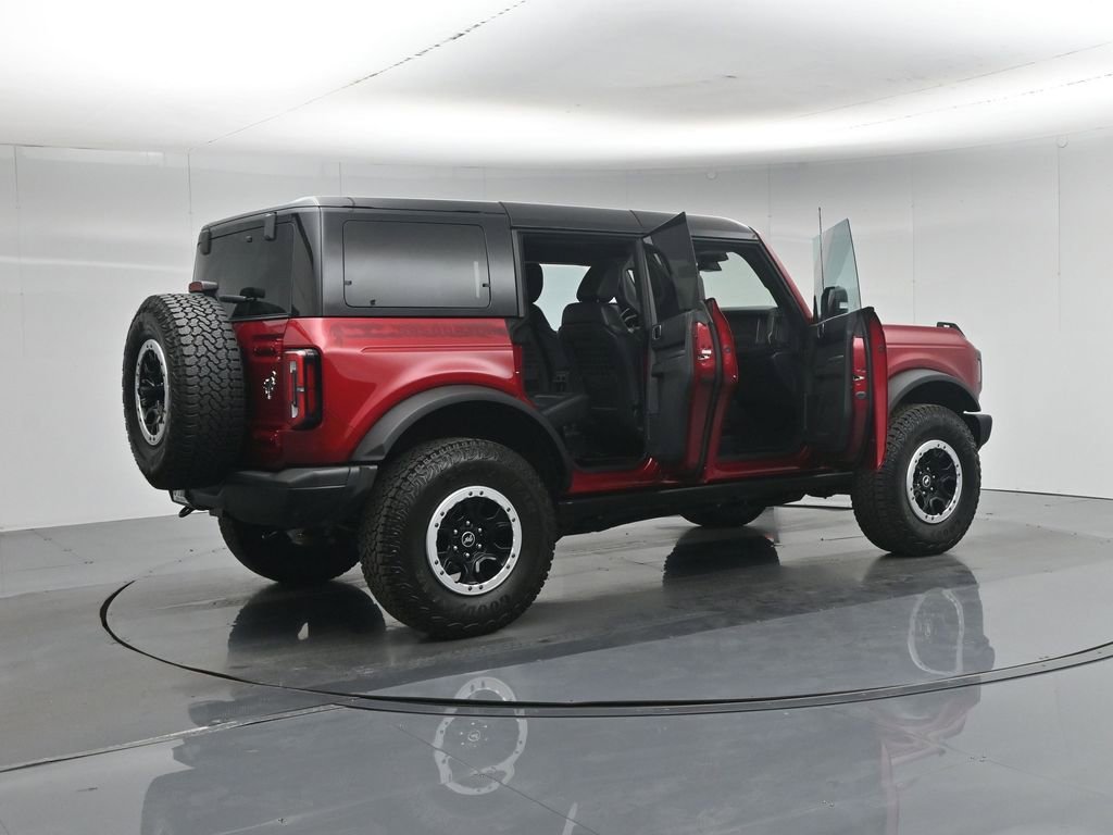 Used 2025 Ford Bronco Badlands AWD/4WD image 4