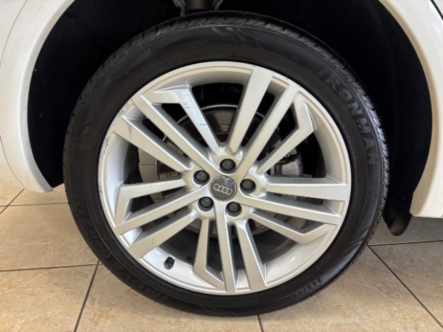 Used 2018 Audi Q5 2.0T Premium Plus w/ Premium Plus Package AWD/4WD image 25