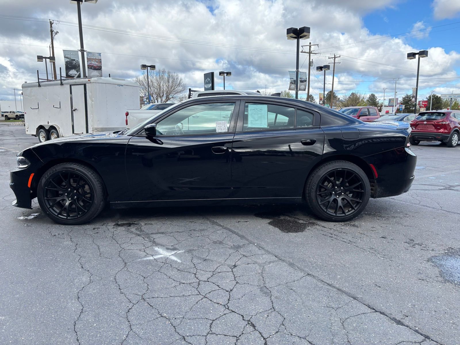 Used 2017 Dodge Charger R/T RWD image 8