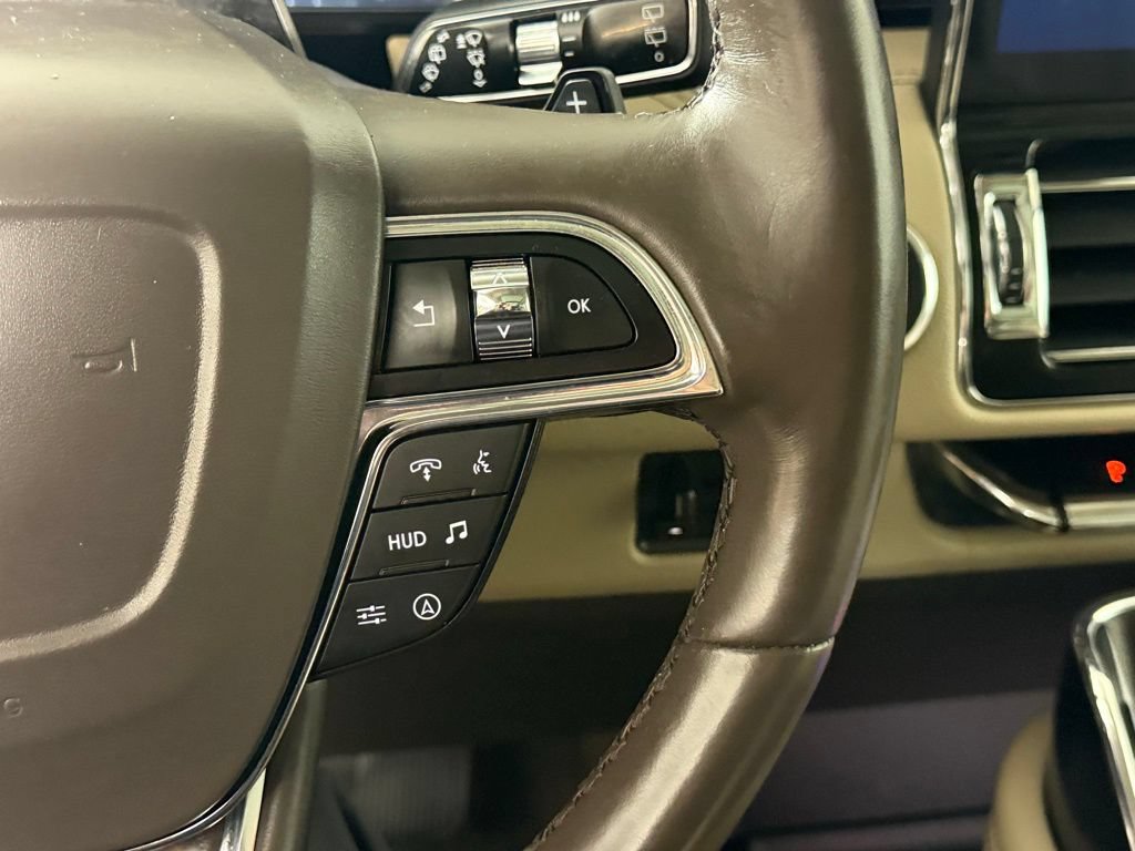 Certified 2024 Lincoln Navigator L Reserve AWD/4WD image 22