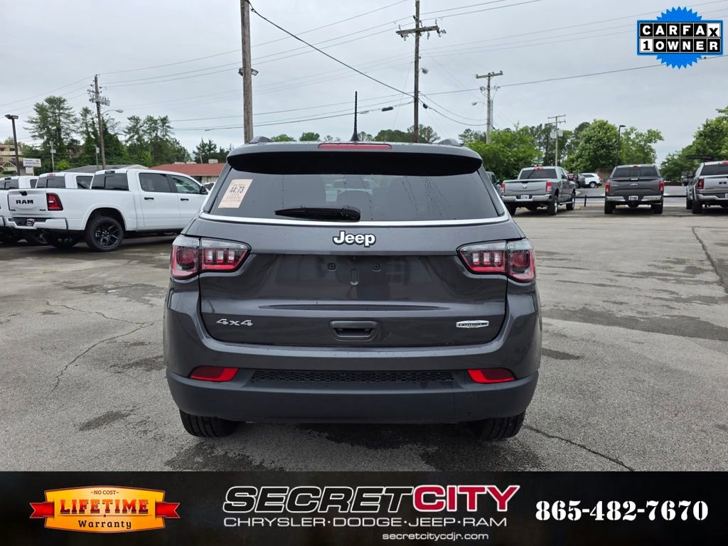 Used 2024 Jeep Compass Latitude image 6