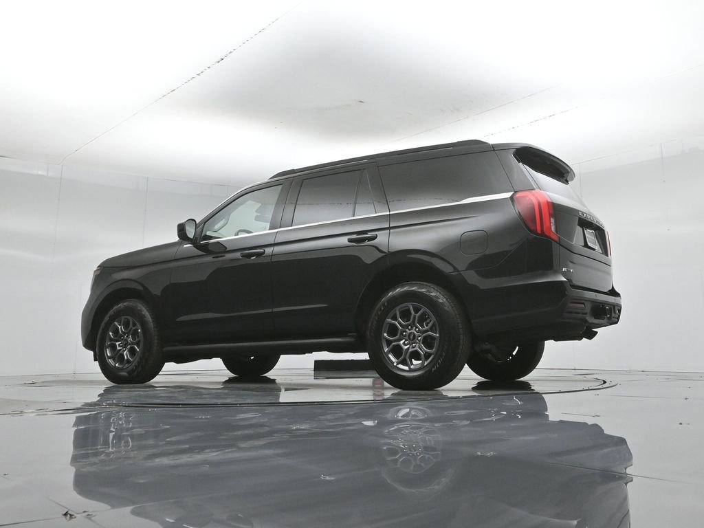 Certified 2025 Ford Expedition Active AWD/4WD image 55
