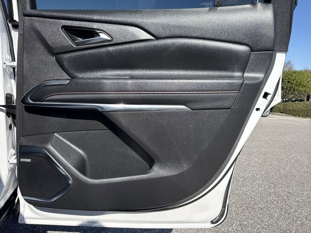 Used 2024 Chevrolet Traverse RS image 34