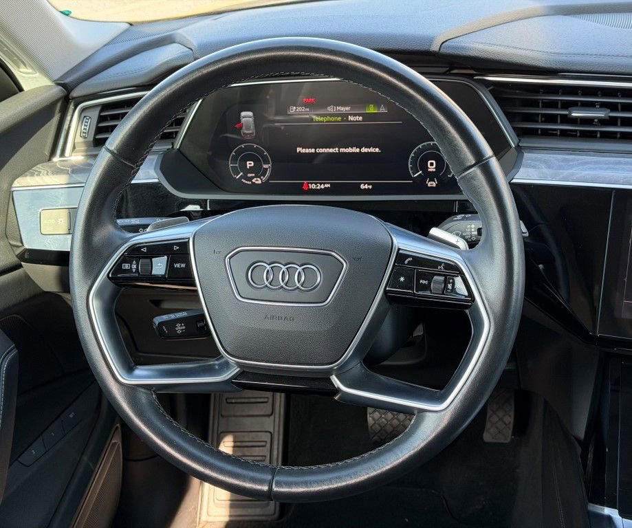 Certified 2022 Audi e-tron Premium w/ Convenience Plus Package image 21
