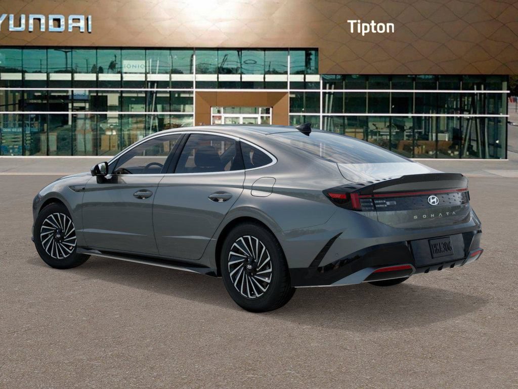 New 2026 Hyundai Sonata Limited FWD image 5