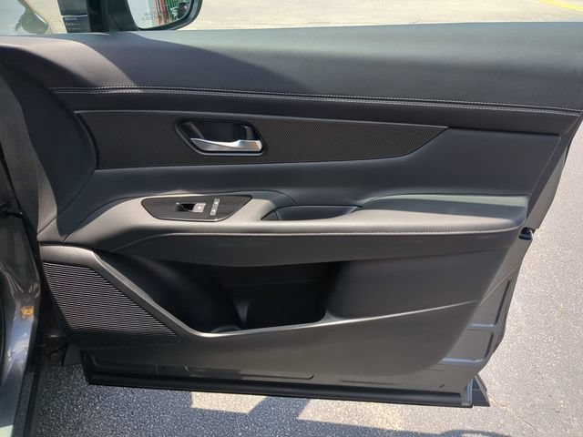 Used 2025 Nissan Murano SV FWD image 33