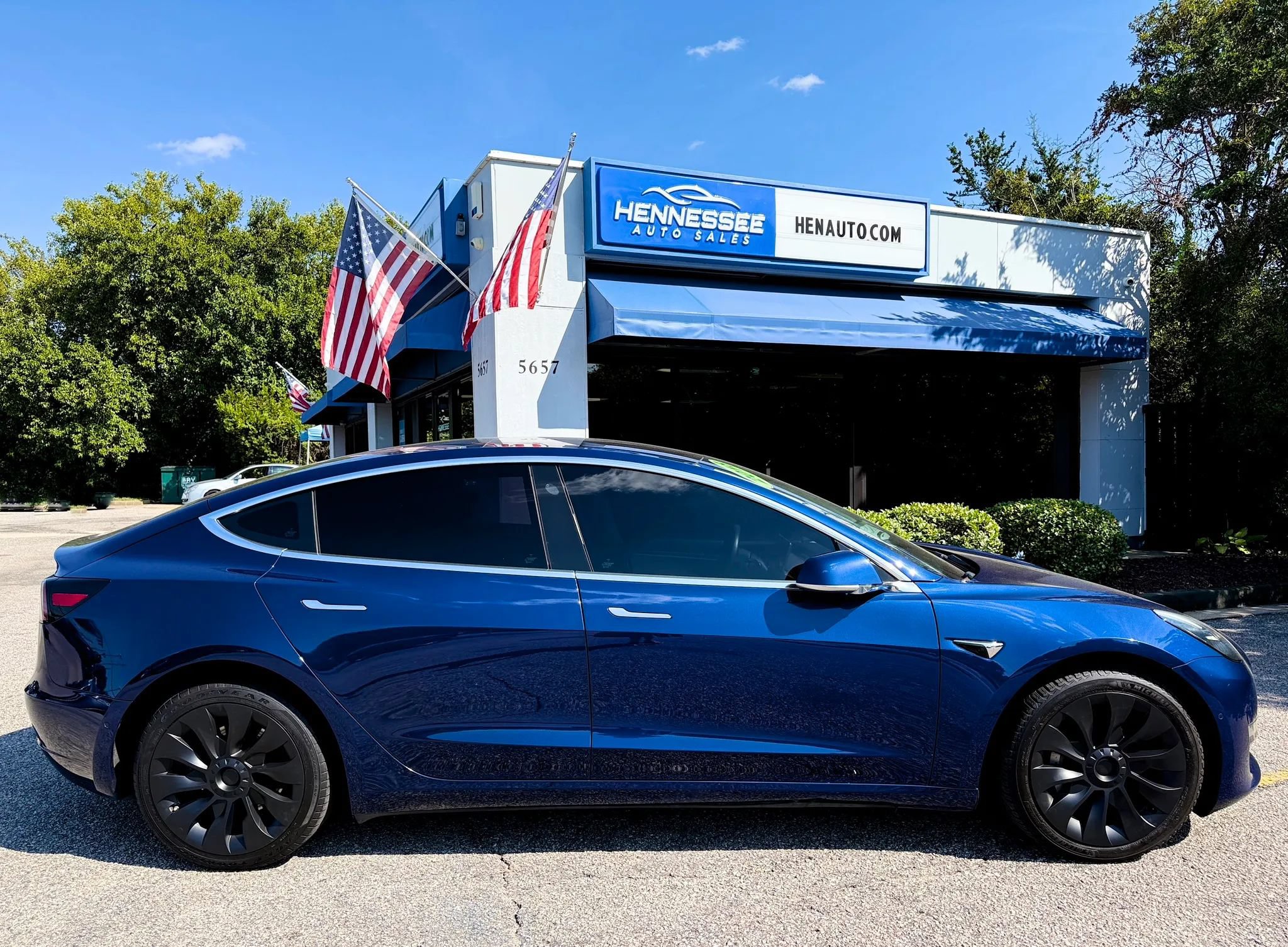 Used 2018 Tesla Model 3 Long Range AWD/4WD image 23