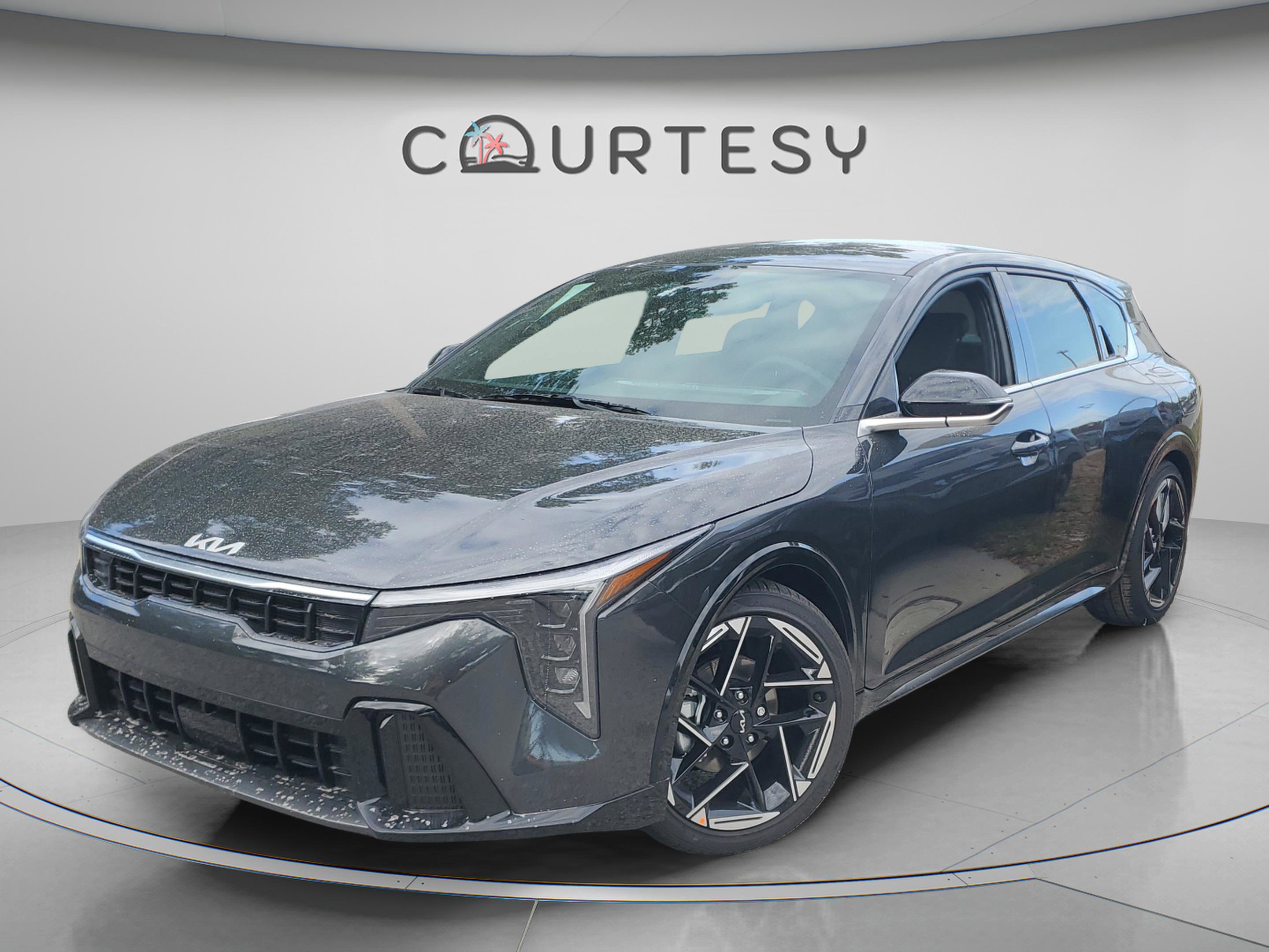 New 2026 Kia K4 GT-Line FWD image 1