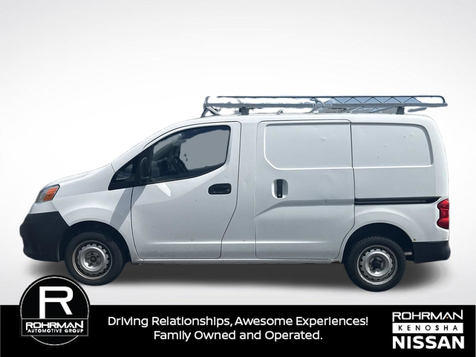 Used 2015 Nissan NV200 S FWD image 2