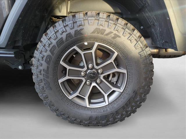 New 2025 Jeep Gladiator Mojave w/ Safety Group AWD/4WD image 10