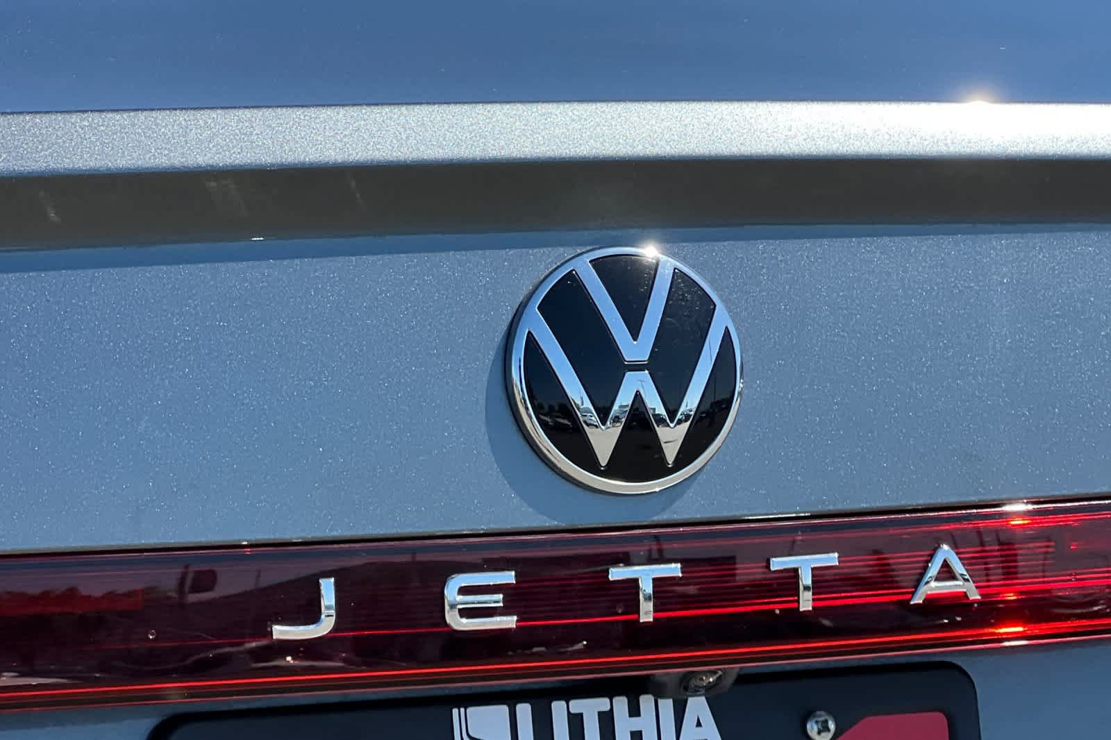 Used 2025 Volkswagen Jetta S FWD image 29