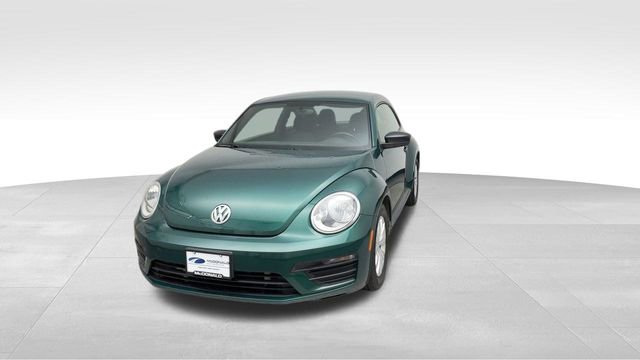 Used 2018 Volkswagen Beetle 2.0T S image 8