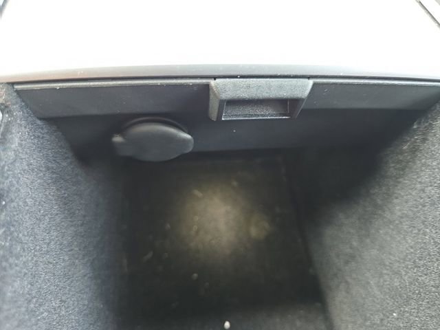 Used 2022 Tesla Model Y Performance image 6