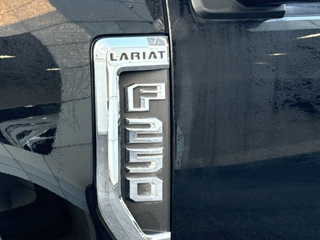 Used 2022 Ford F250 Lariat image 16