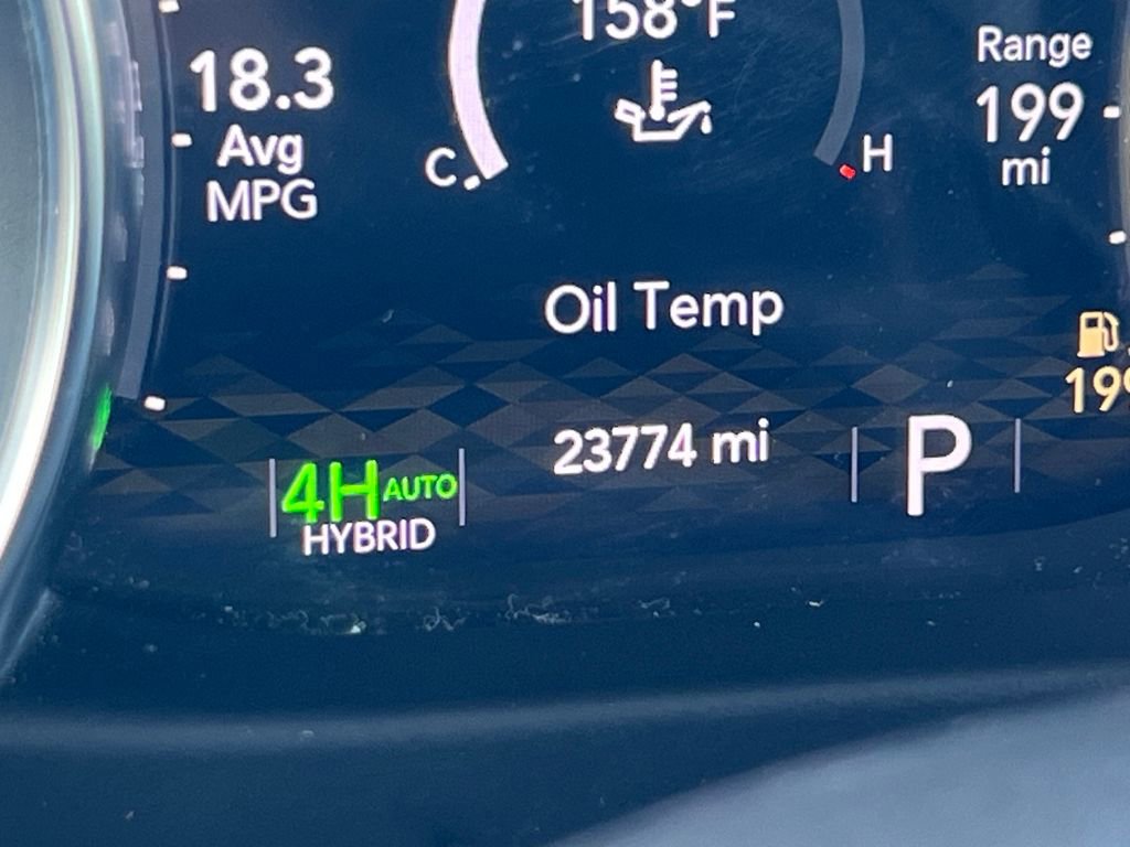 Used 2022 Jeep Wrangler Unlimited Sahara w/ Cold Weather Group image 23