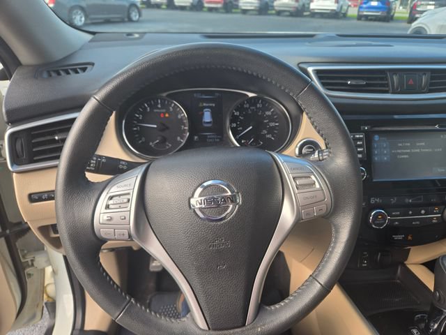 Used 2016 Nissan Rogue SL FWD image 17