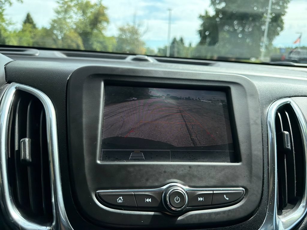 Used 2023 Chevrolet Equinox LT FWD image 17