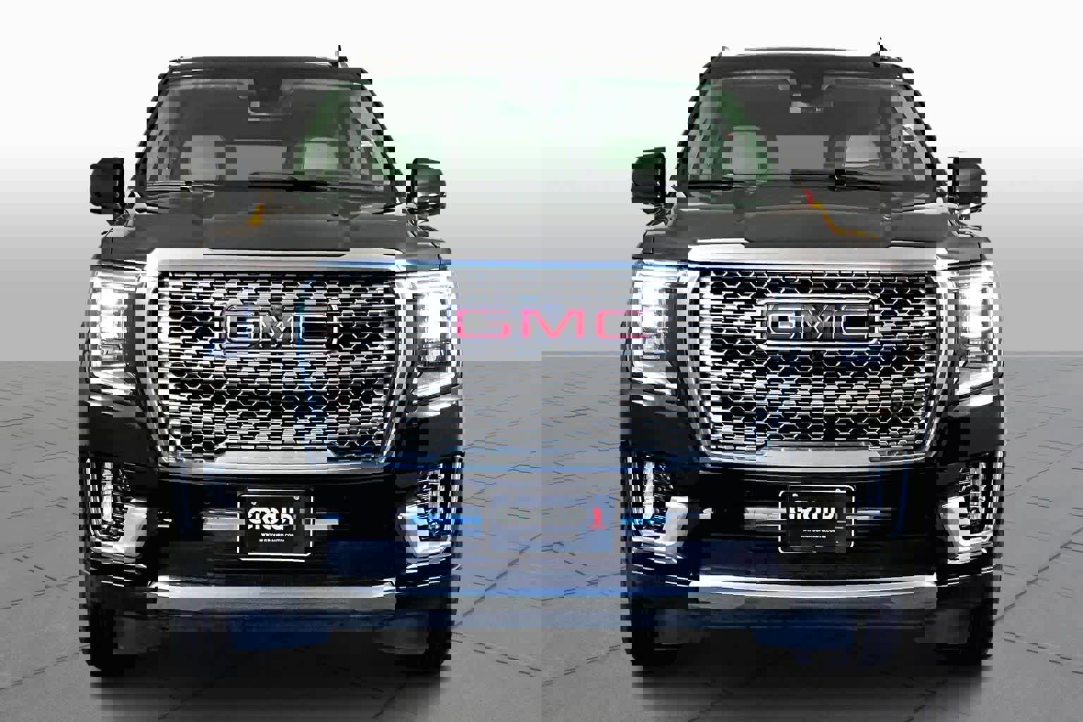 Certified 2024 GMC Yukon XL Denali image 3