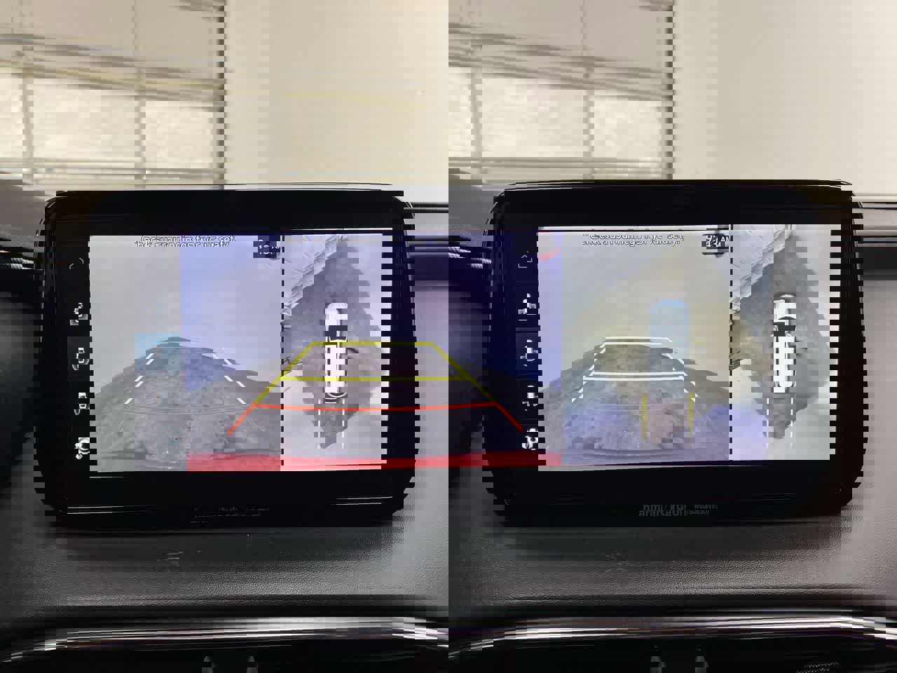 Used 2023 Hyundai Santa Fe SEL w/ Premium Package image 25