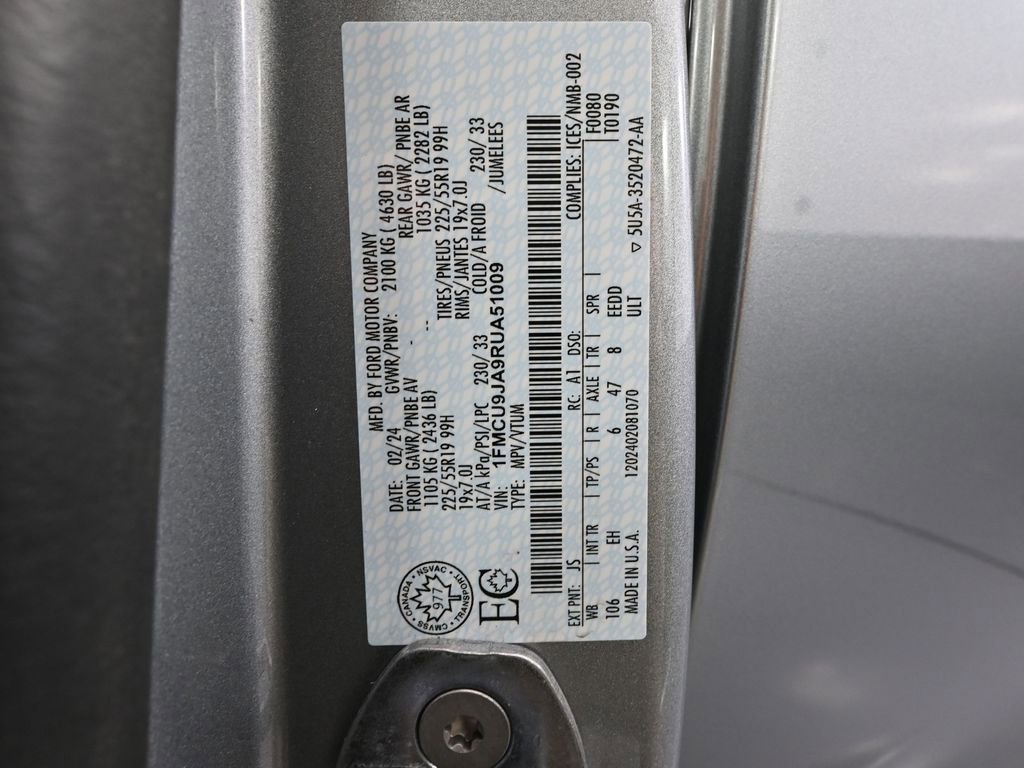 Used 2024 Ford Escape Platinum AWD/4WD image 46