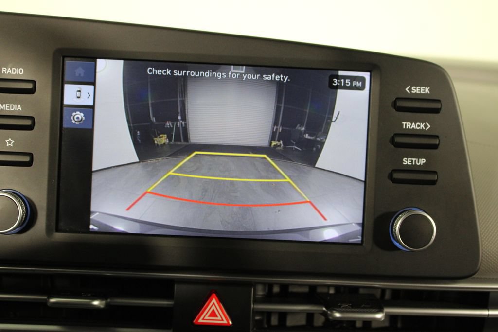 Certified 2025 Hyundai Elantra Sport FWD image 29