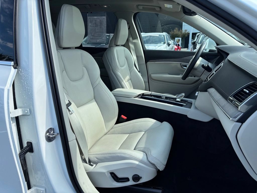 Used 2024 Volvo XC90 T8 Ultimate w/ Protection Package Premier AWD/4WD image 20