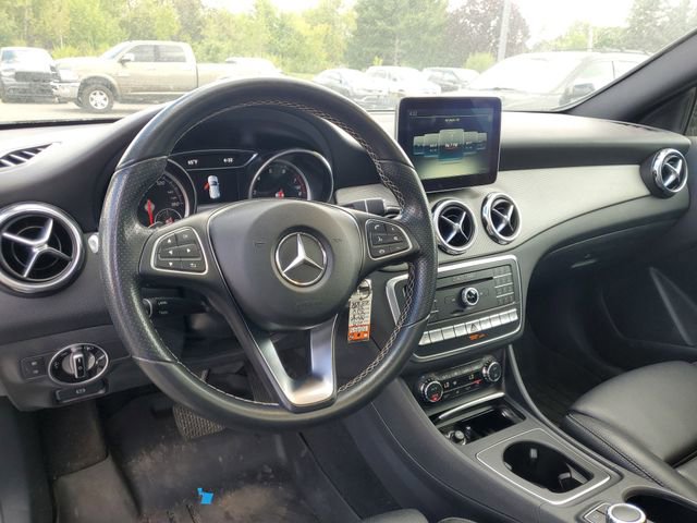 Used 2018 Mercedes-Benz GLA 250 4MATIC image 18