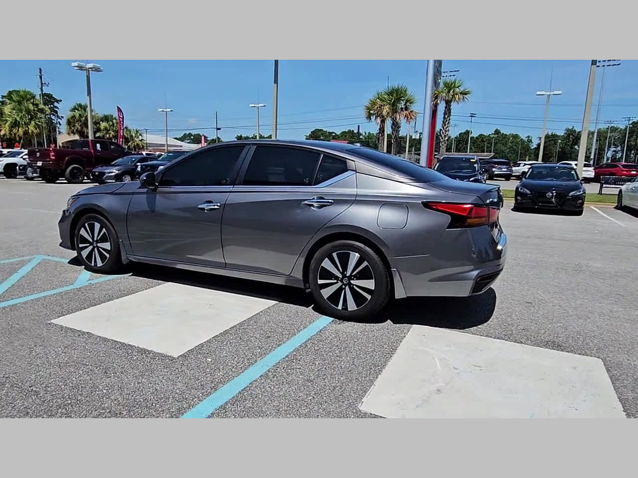 Used 2022 Nissan Altima 2.5 SV image 27