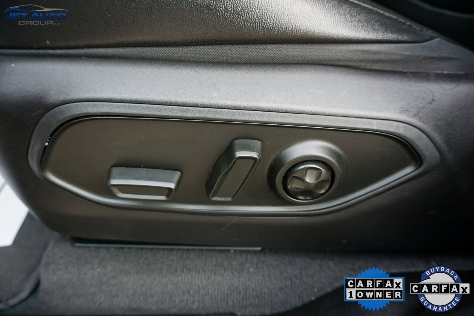 Used 2024 Jeep Grand Cherokee Limited 4xe image 29