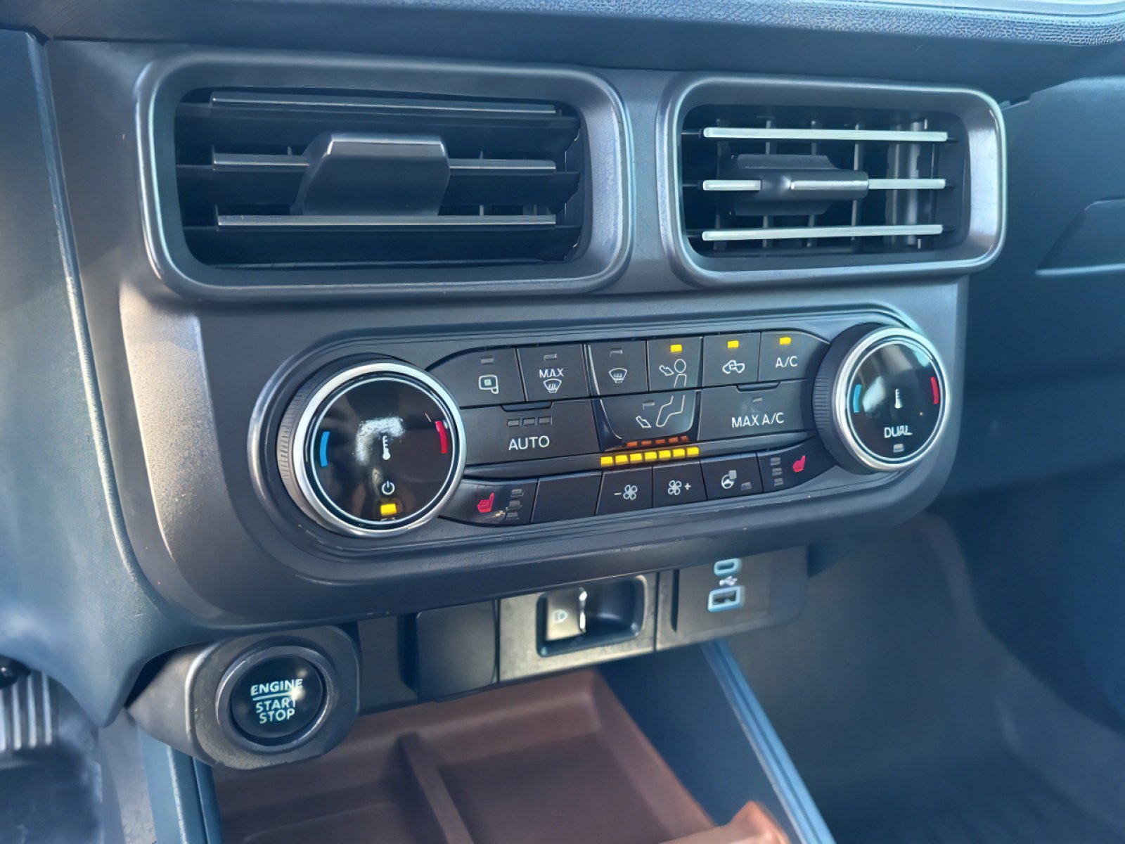 Used 2023 Ford Maverick Lariat w/ Lariat Luxury Package image 21