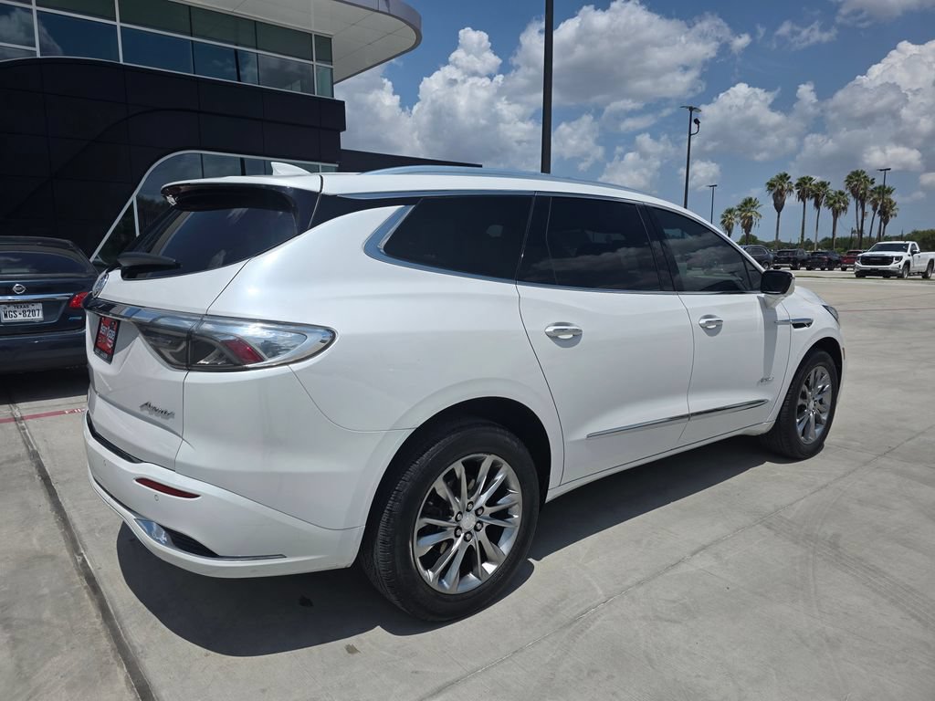 Used 2022 Buick Enclave Avenir FWD image 8