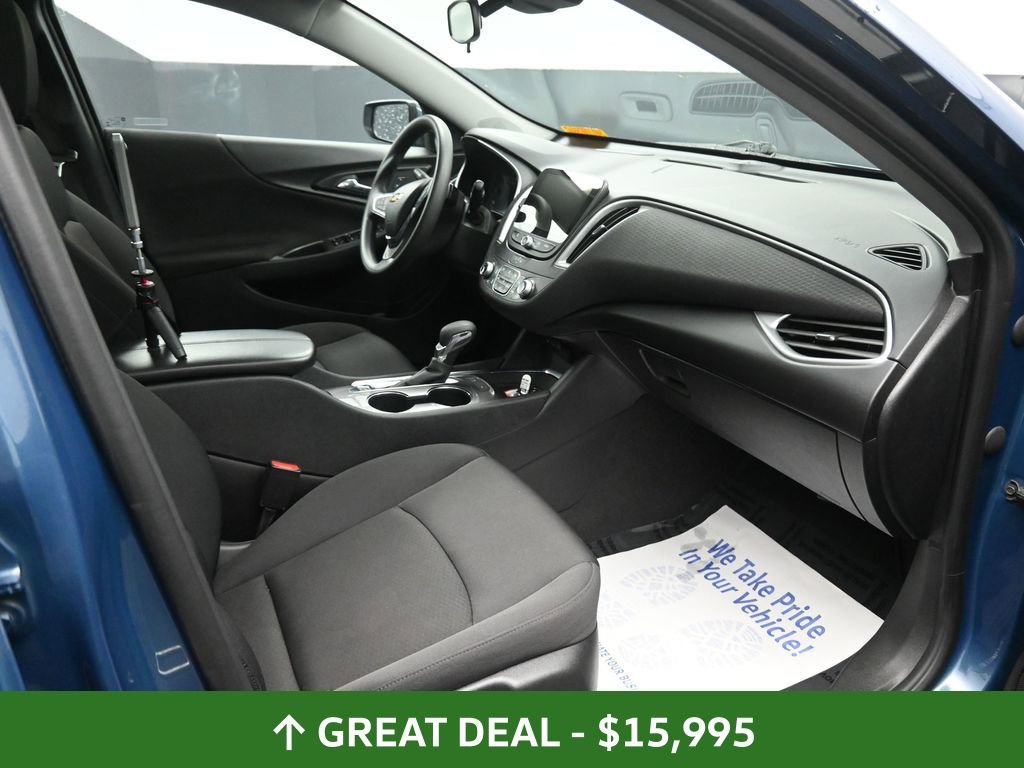 Used 2024 Chevrolet Malibu LT image 22