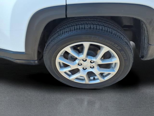 Used 2023 Jeep Compass Latitude image 7