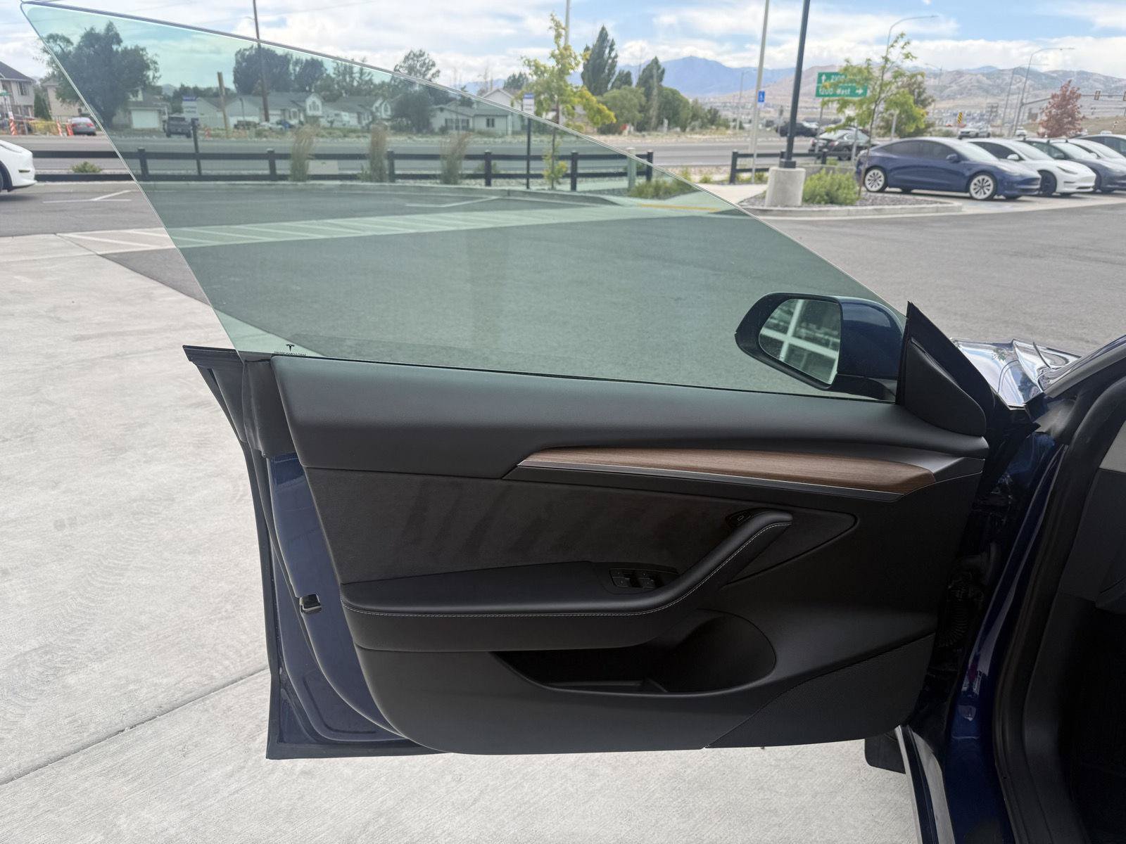 Used 2023 Tesla Model 3 Performance AWD/4WD image 11