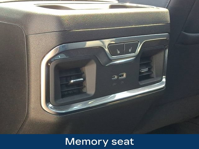 Used 2024 Chevrolet Silverado 2500 High Country w/ High Country Premium Package AWD/4WD image 22